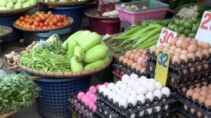 736346389-banco-della-verdura-sukhothai-piatto-alle-verdure-mercato-ortofrutticolo